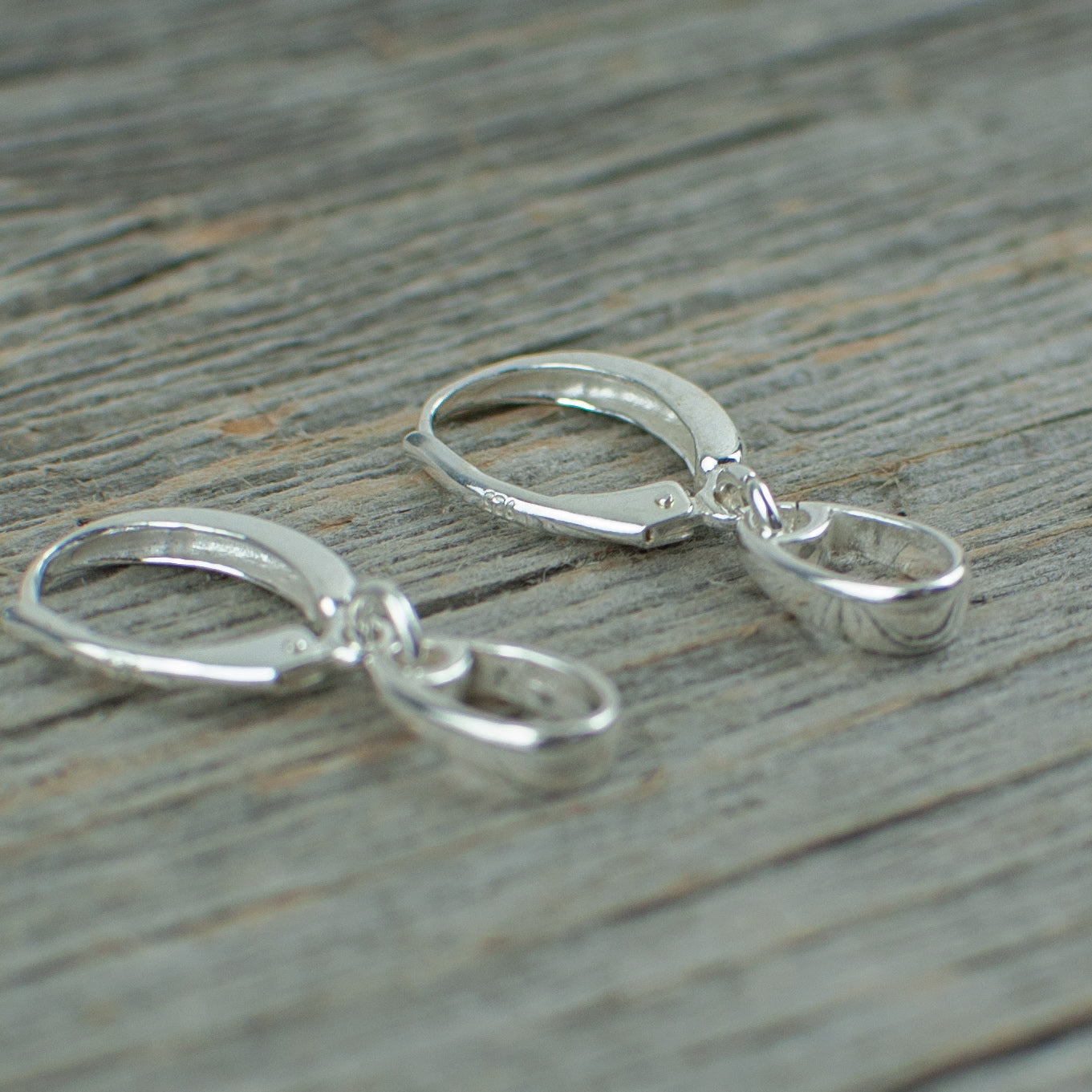 Oval dangle sterling silver earrings