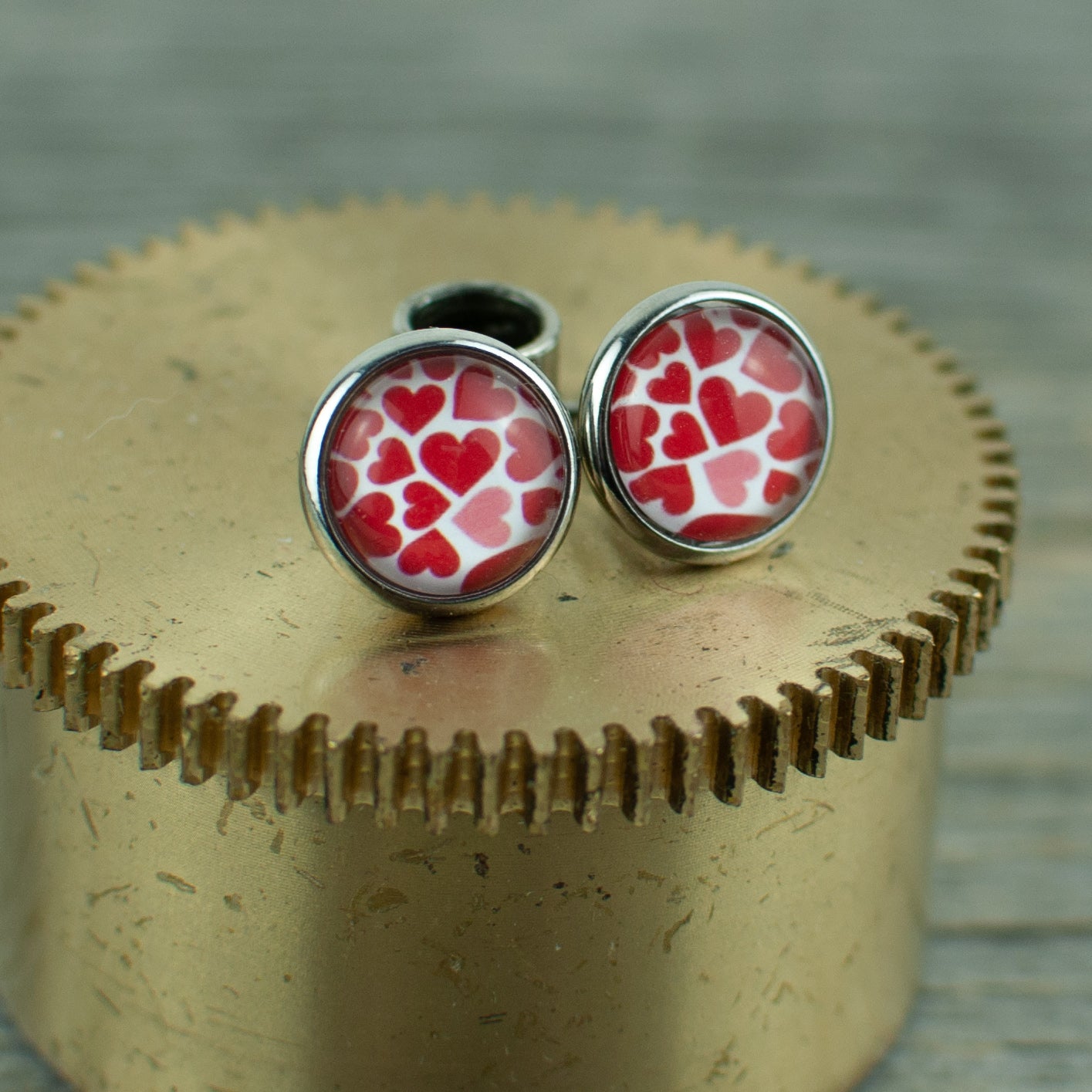 Hearts in Red and pink 10mm stud earrings