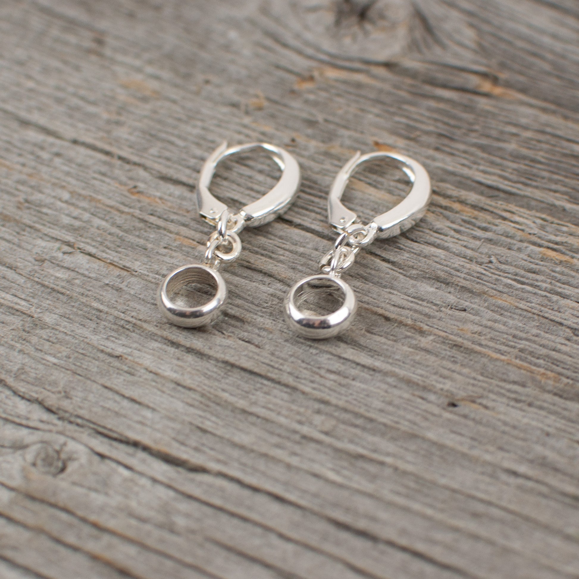 Circle dangle sterling silver earrings - Lisa Young Design