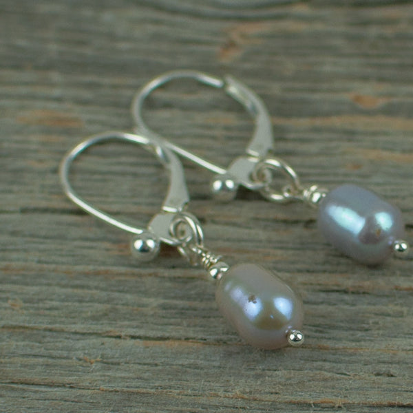 Grey freshwater Pearl earrings