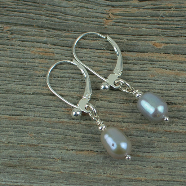 Grey freshwater Pearl earrings