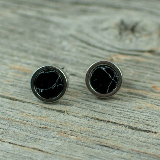 Black  6mm stainless steel studs