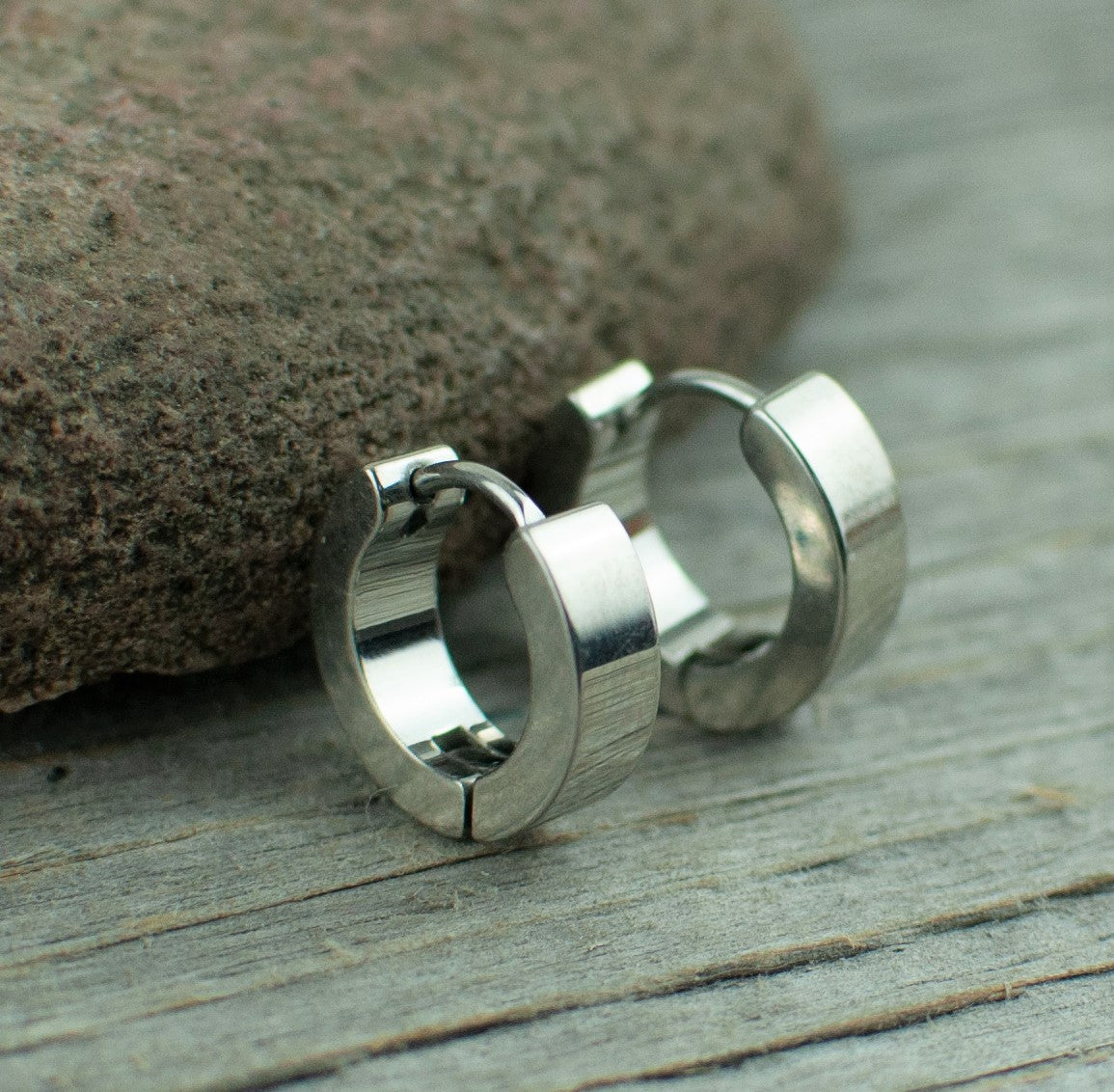 Stainless steel hoop earrings - Lisa Young Design